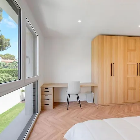 Holiday home Nouvelle Maison 4 Chambres, Proche Du Centre