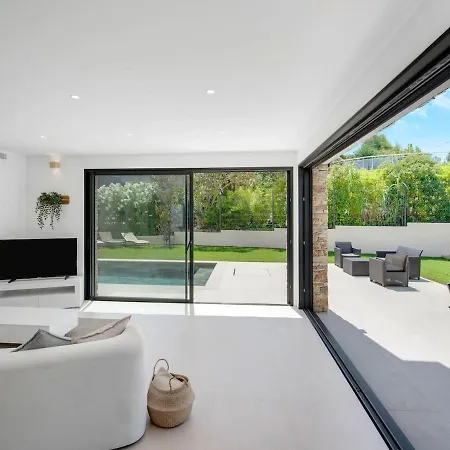 Nouvelle Maison 4 Chambres, Proche Du Centre Saint-Raphael (Var)